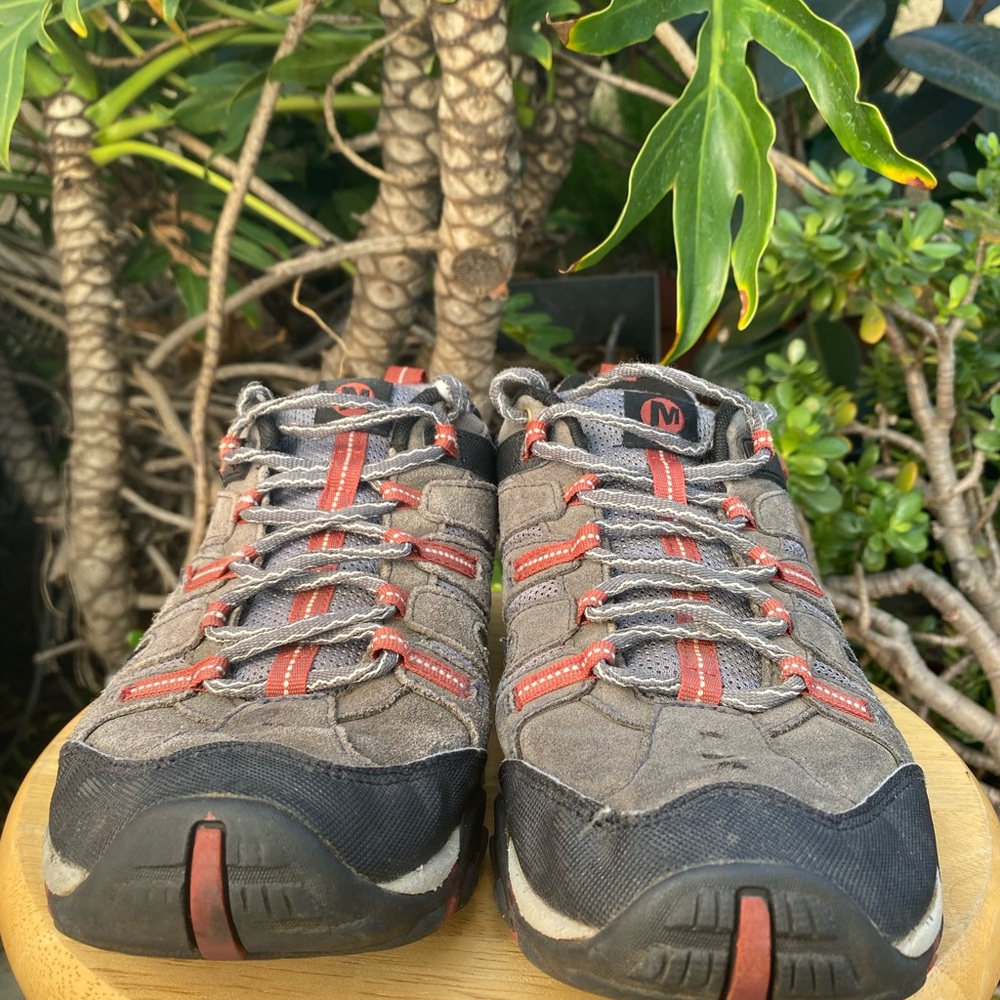 Merrell Adventure/Hiking/Outdoor Shoes - Picture 3 of 6